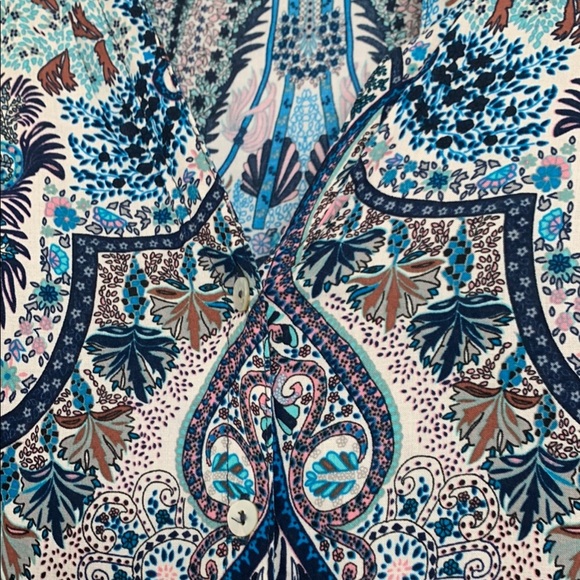 Grand & Green Tunic - Picture 3 of 8